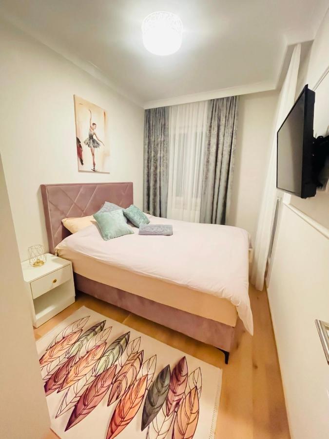 דירות באניה לוקה Stan Na Dan "Apartman Purple" מראה חיצוני תמונה